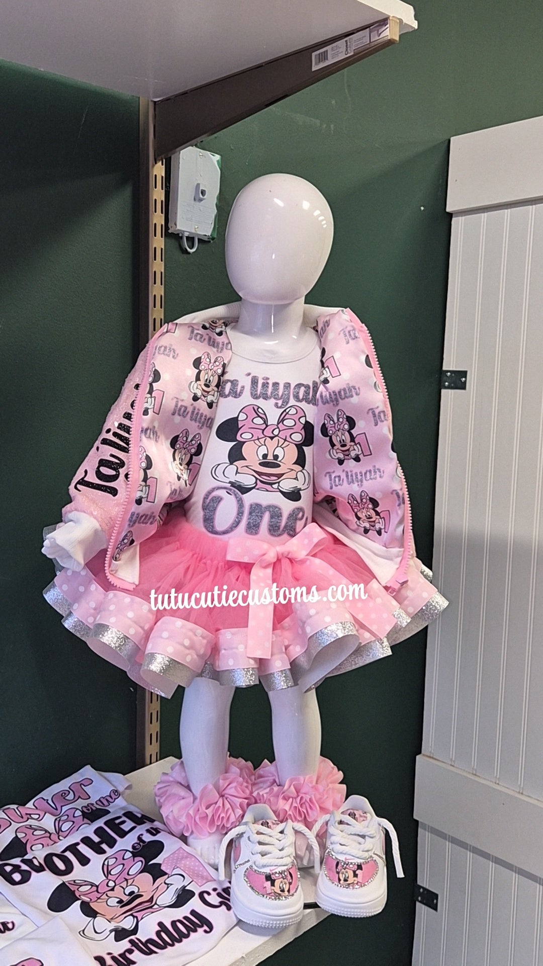 ALL IN Custom Outfit w|Bomber Jacket